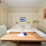Hotel Trapp 3*