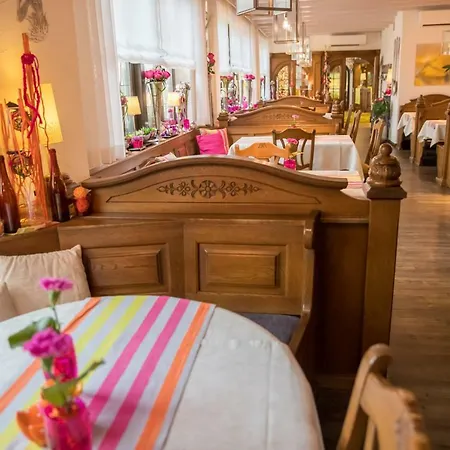 Otel Trapp 3*